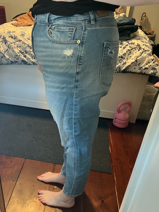 American Eagle Outfitters Denim - Straight-Leg Light Blue Jeans for Women - High Rise Crop